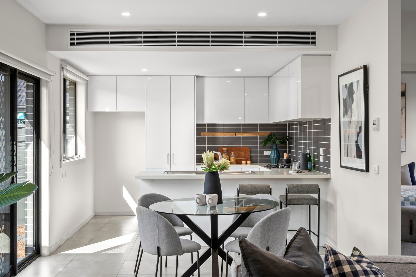 2/70 King Street, Airport West, VIC 3042 - Thumbnail 2 - 14/04/2026
