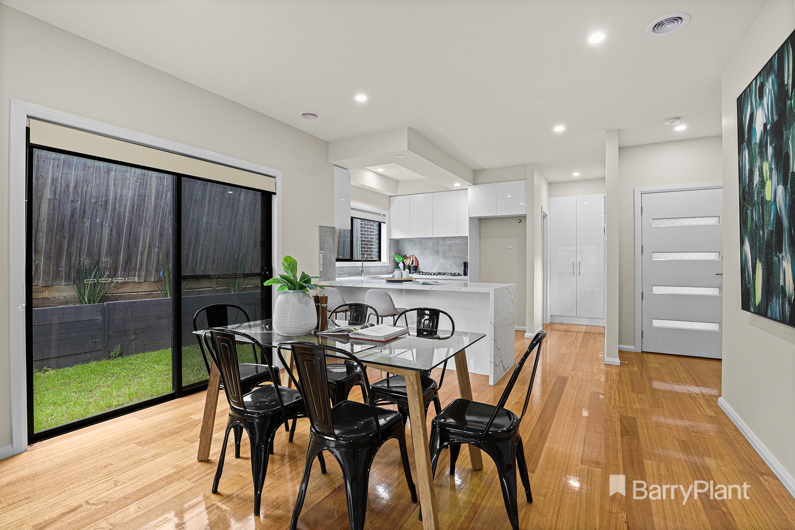 2/704 Pascoe Vale RoadOak Park, VIC 3046, Oak Park - Thumbnail 2