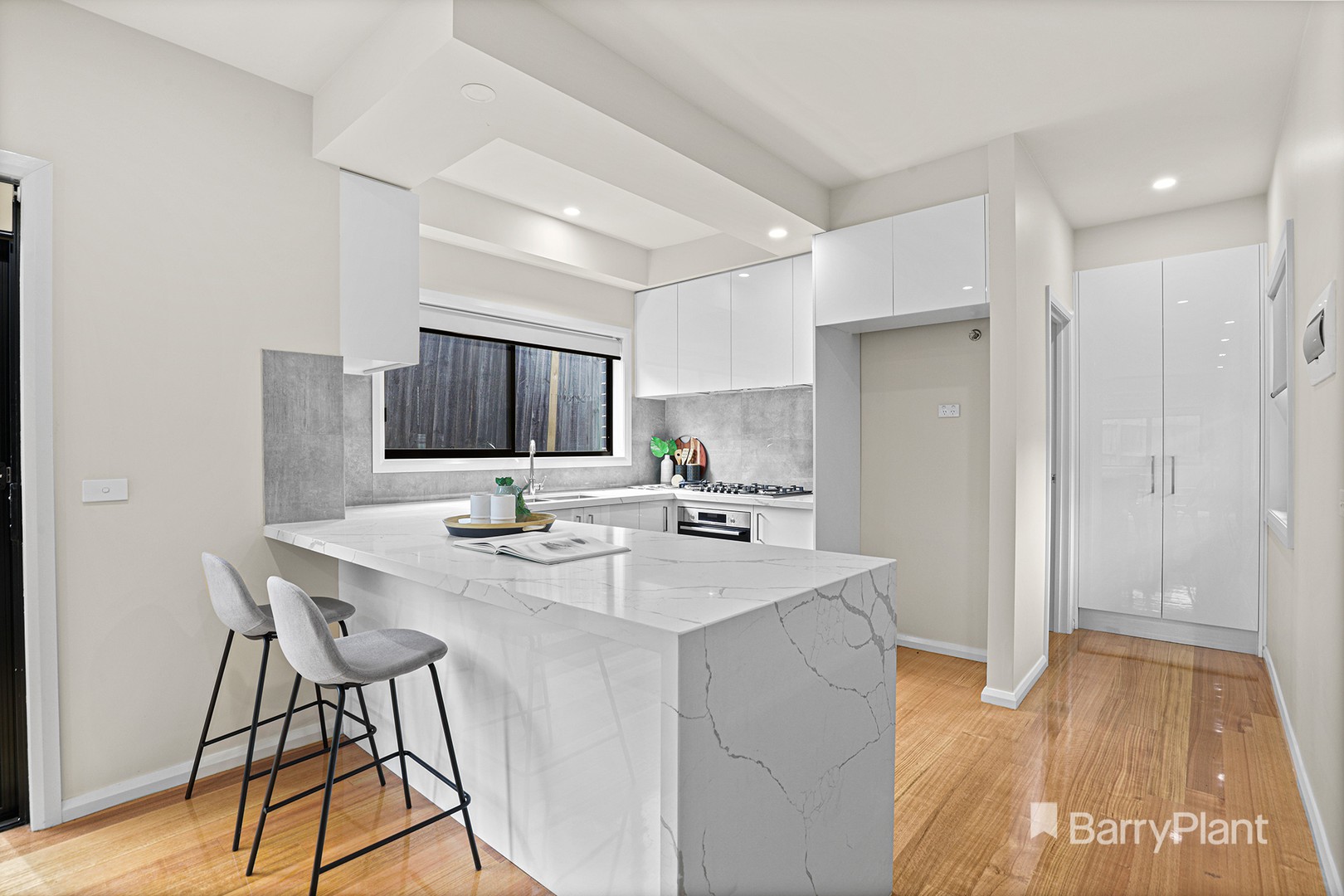 2/704 Pascoe Vale RoadOak Park, VIC 3046, Oak Park - Thumbnail 4