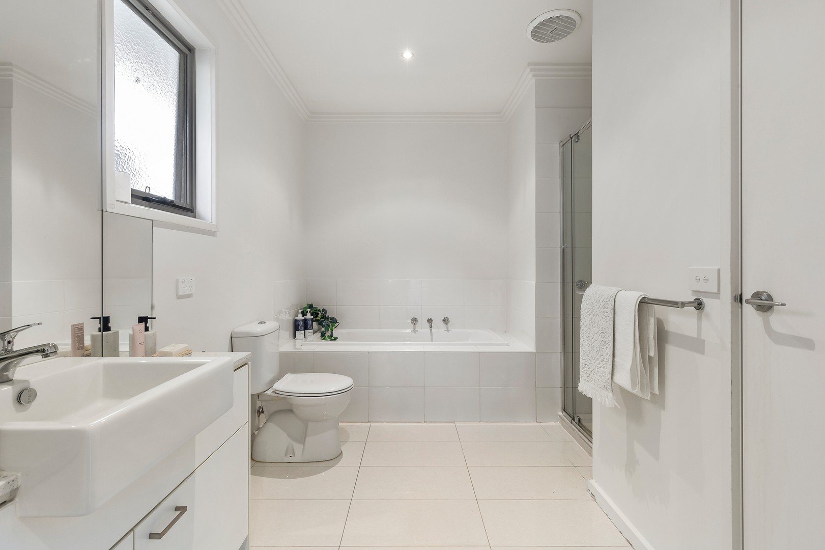 2/71 Haldane Road, Niddrie, VIC 3042, Niddrie - Thumbnail 8