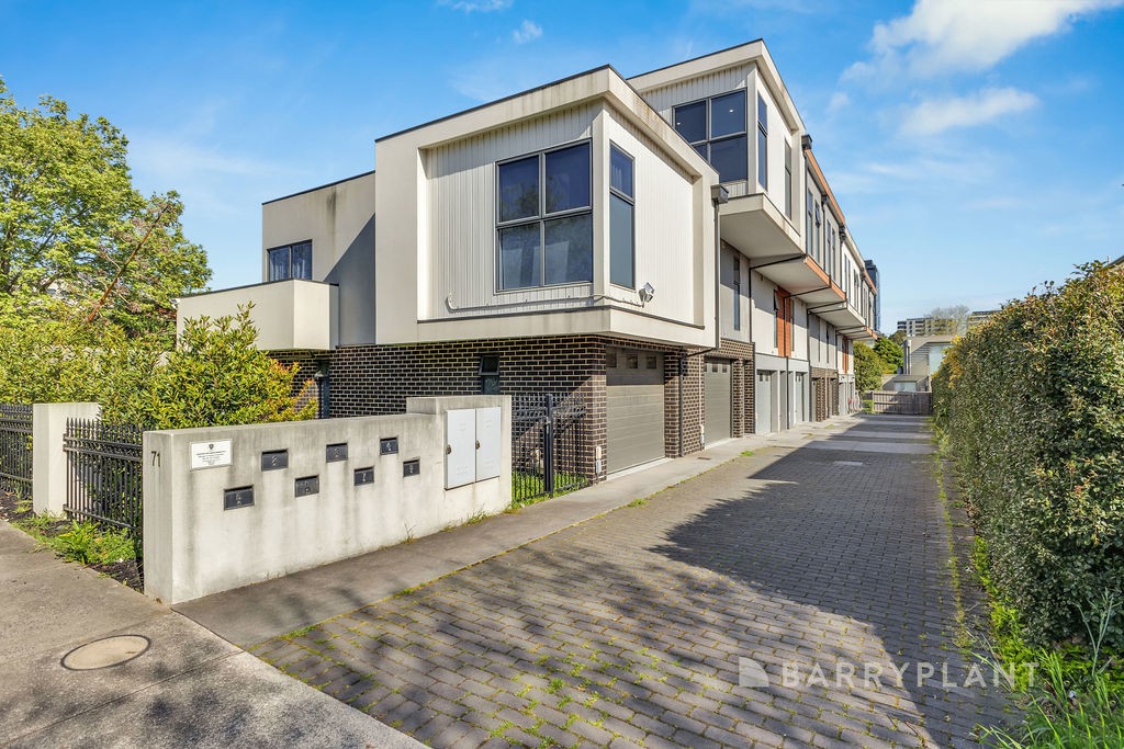 2/71 Severn Street, Box Hill North, VIC 3129, Box Hill North - Thumbnail 2
