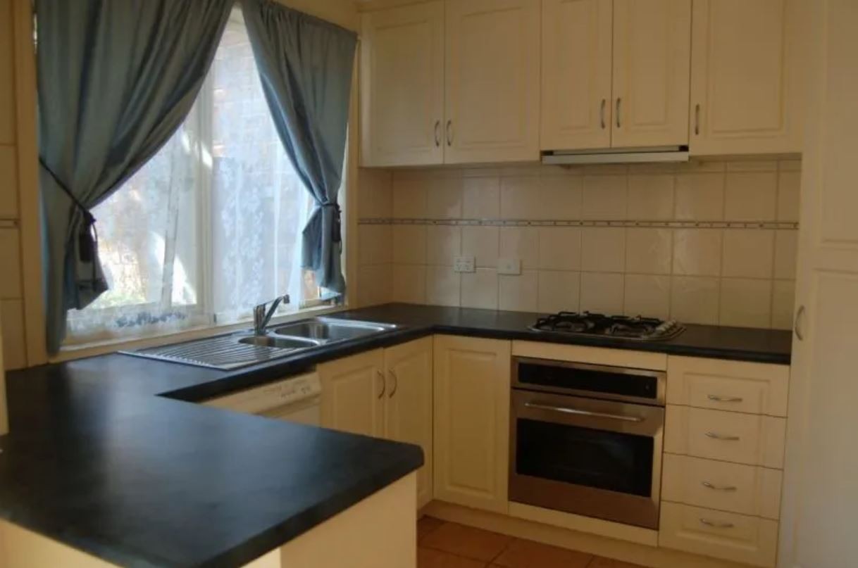 2/72-74 Bridge Street, Eltham, VIC 3095, Eltham - Thumbnail 2