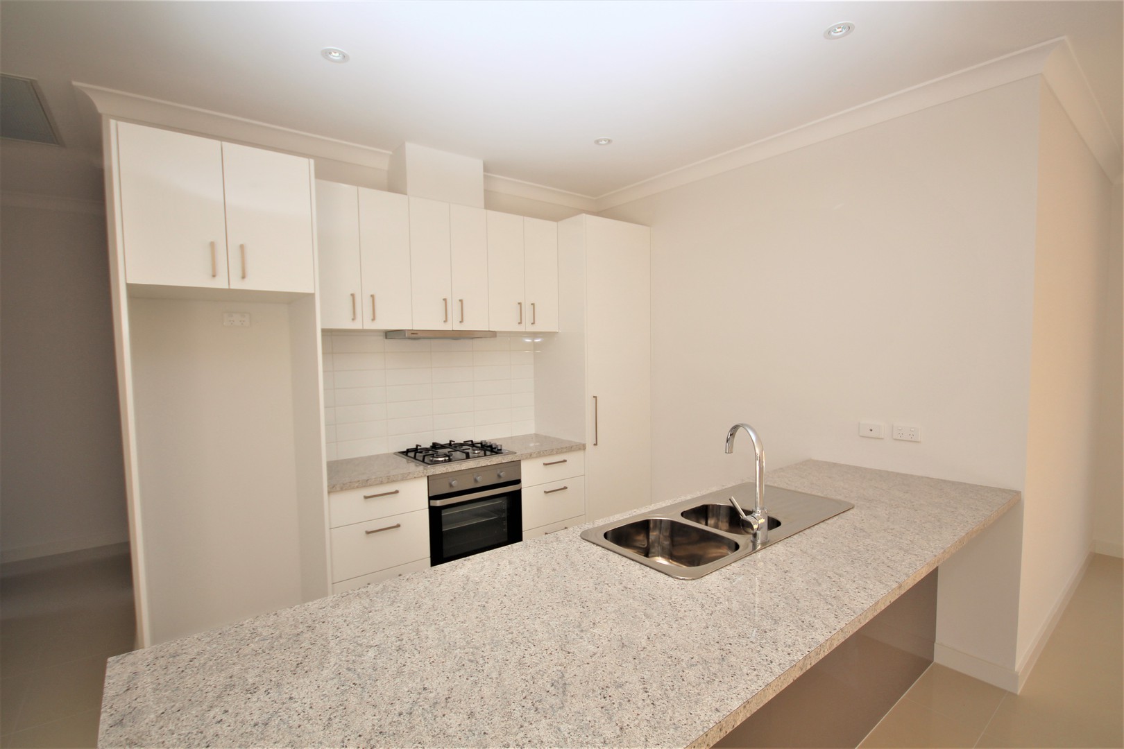 2/72 Bellarine Highway, Newcomb, VIC 3219, Newcomb - Thumbnail 3
