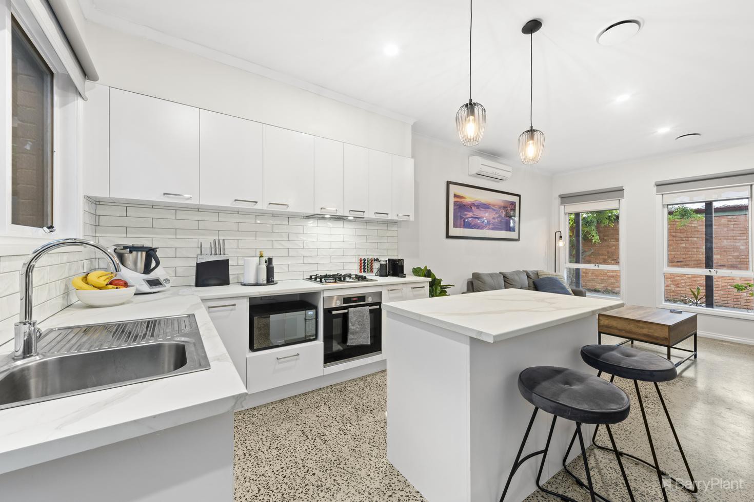 2/72 Henry Street, Eltham, VIC 3095, Eltham - Thumbnail 4