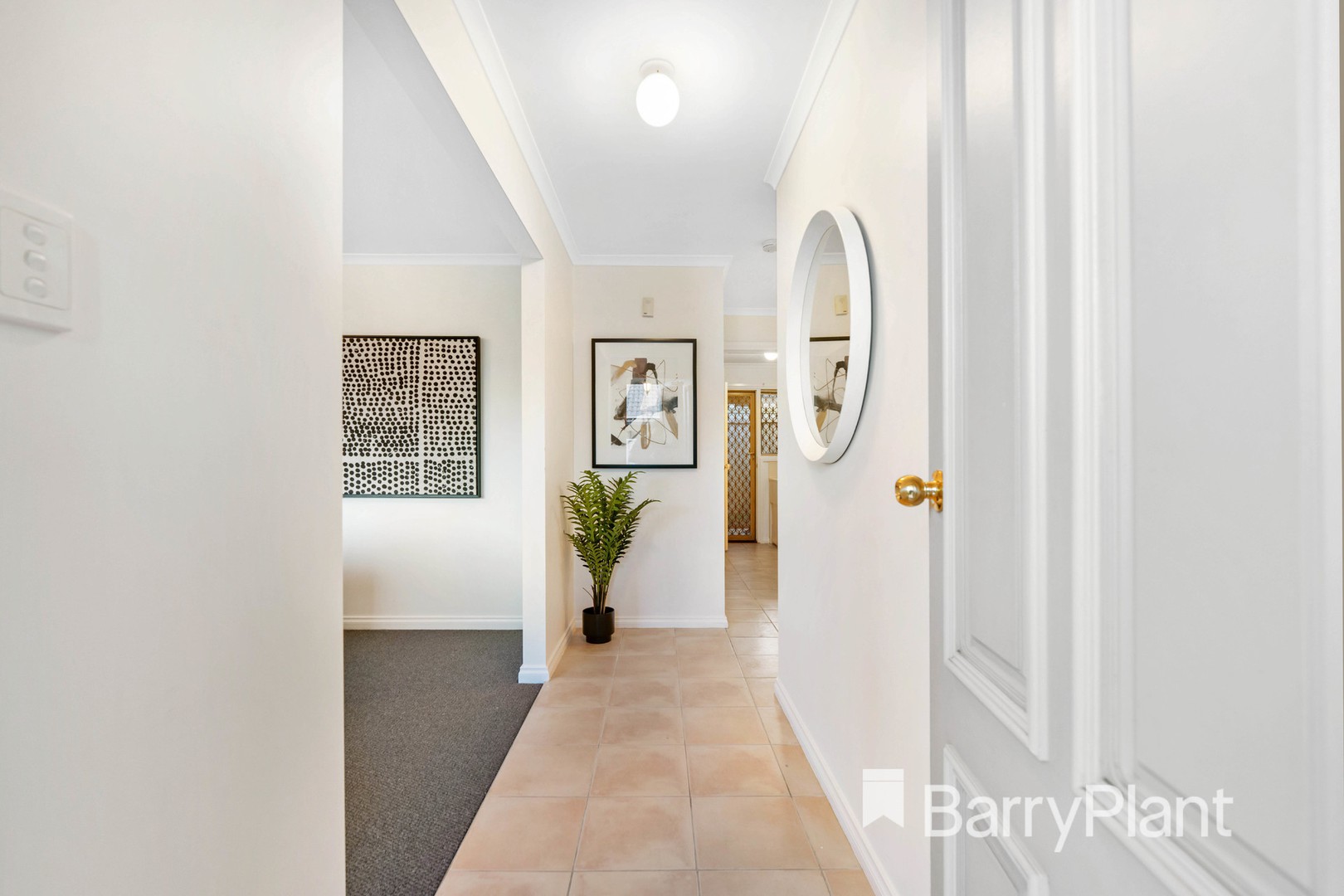 2/73 Avondale Avenue, St Albans, VIC 3021, St Albans - Thumbnail 2