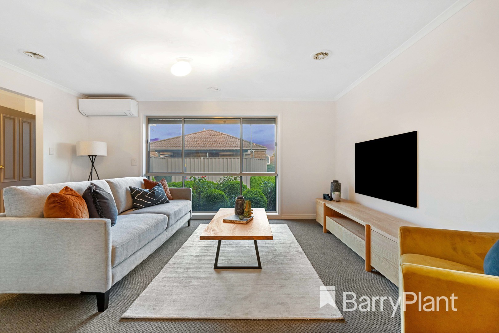 2/73 Avondale Avenue, St Albans, VIC 3021, St Albans - Thumbnail 4
