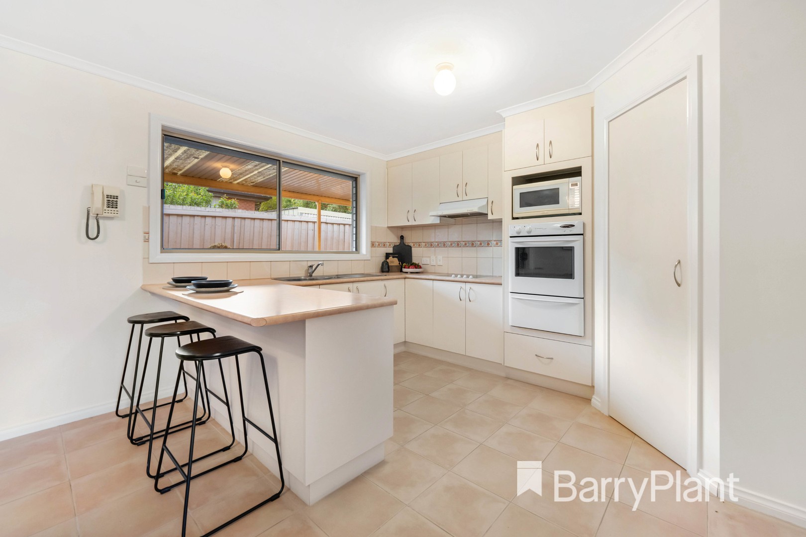 2/73 Avondale Avenue, St Albans, VIC 3021, St Albans - Thumbnail 5
