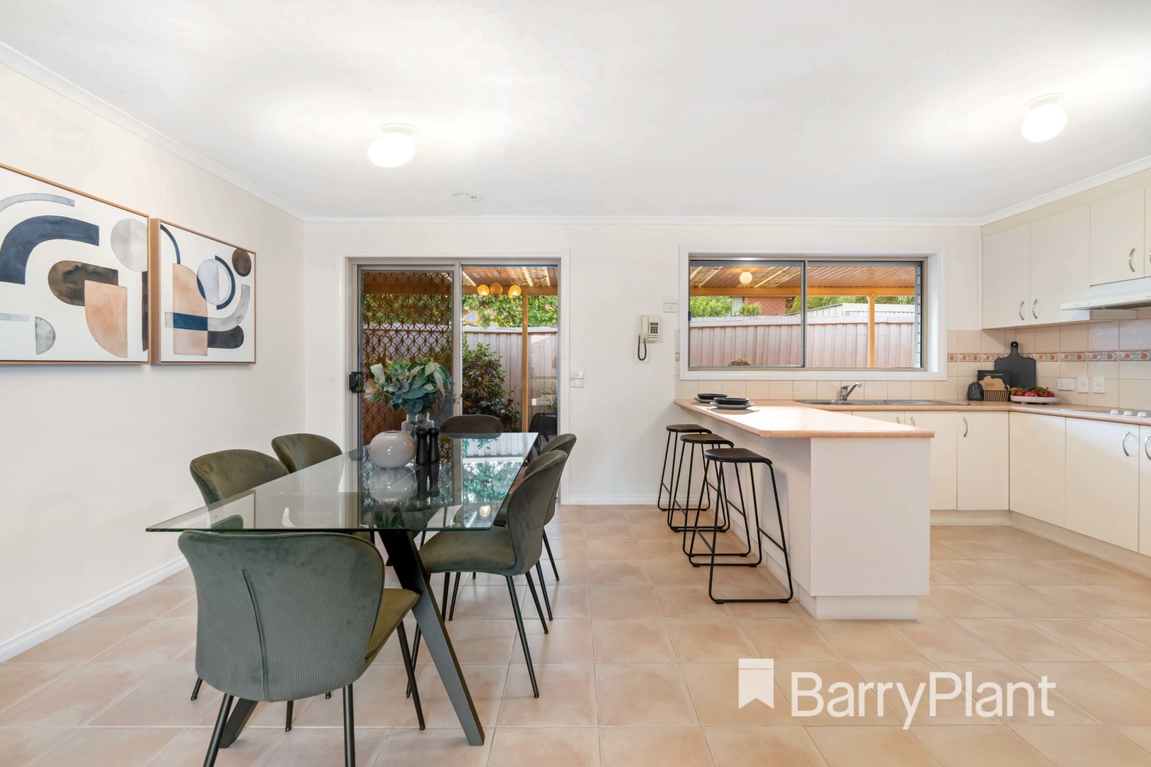 2/73 Avondale Avenue, St Albans, VIC 3021, St Albans - Thumbnail 6