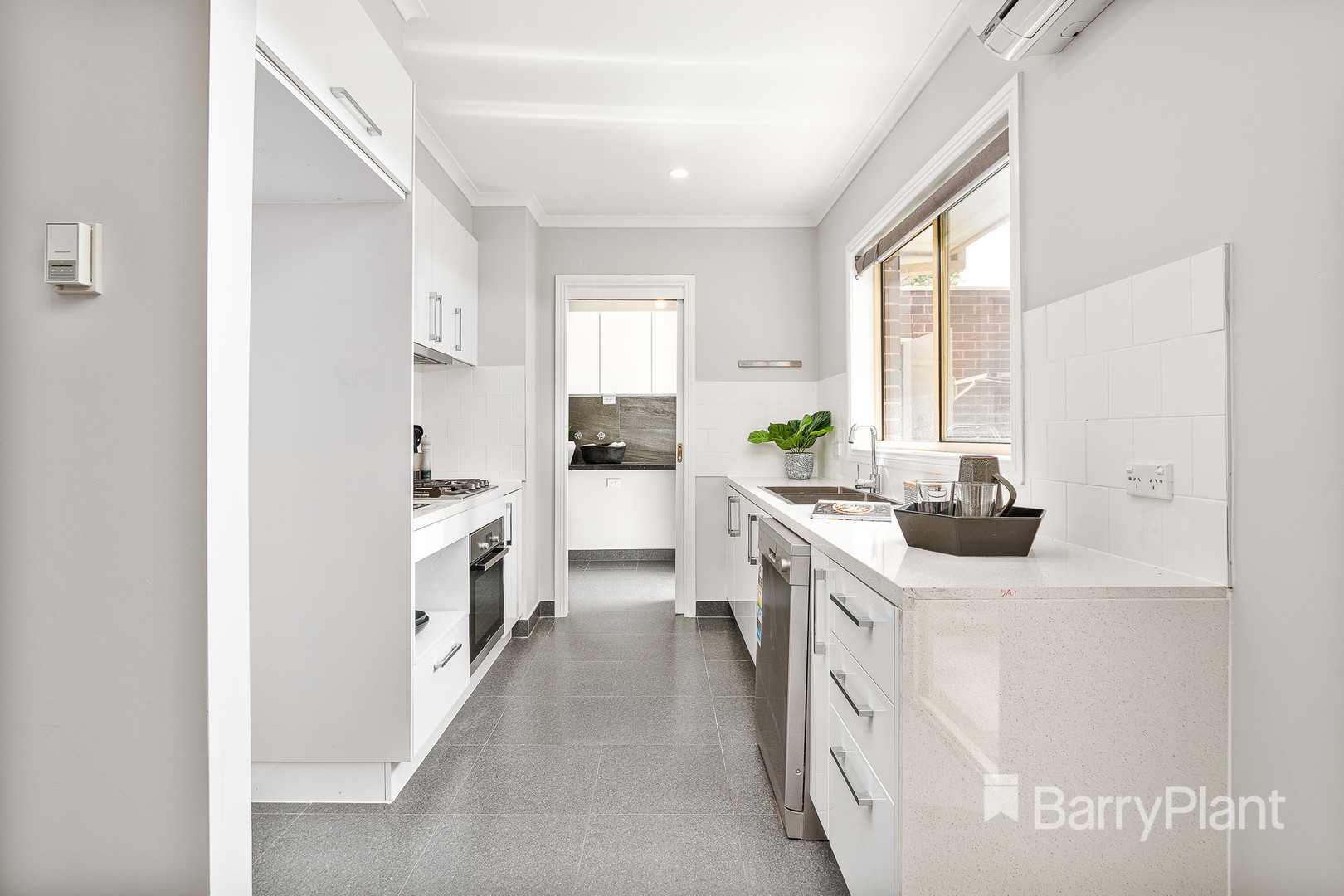 2/73 Cumberland RoadPascoe Vale, VIC 3044, Pascoe Vale - Thumbnail 3
