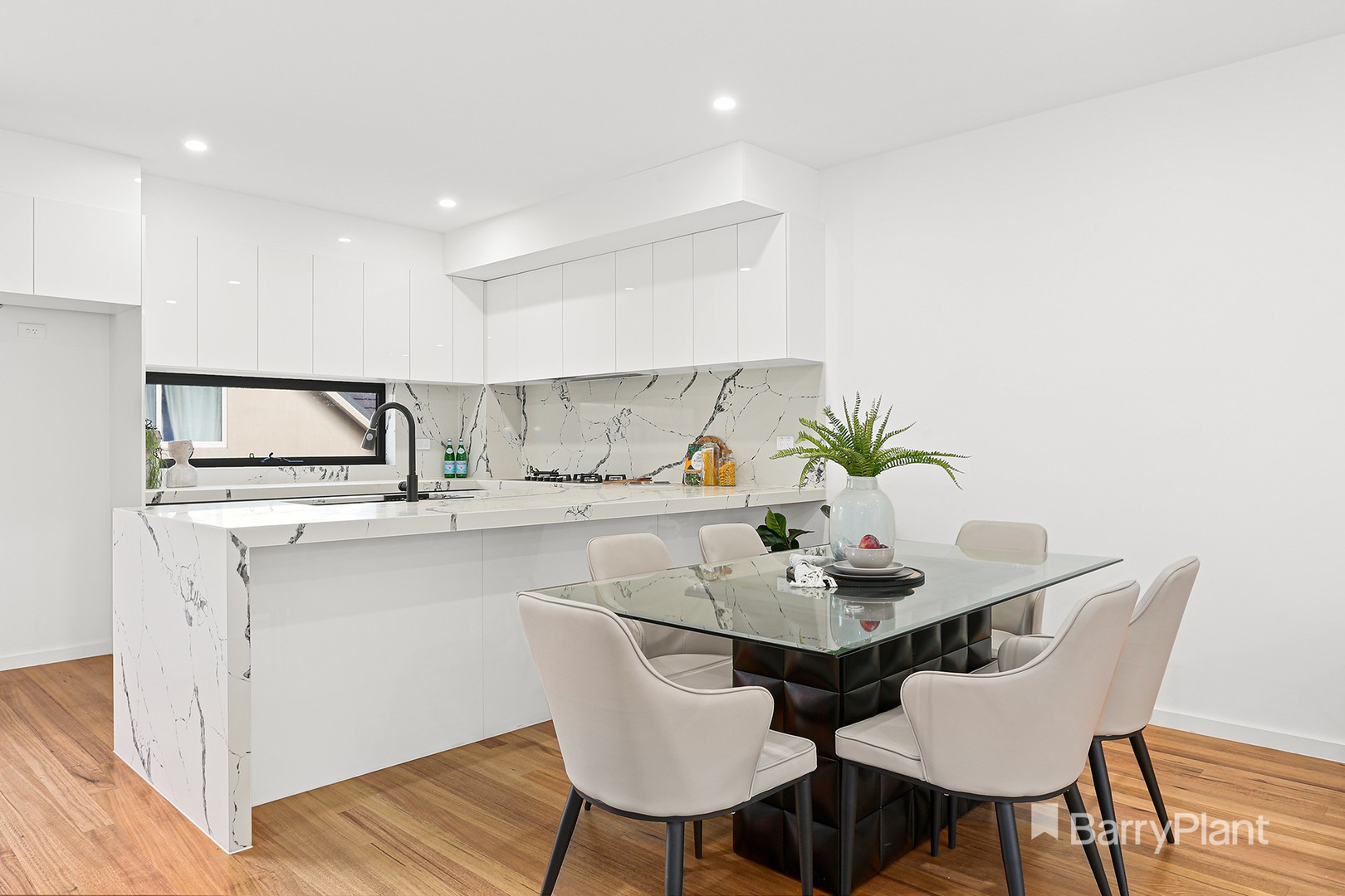 2/73 Vincent Street, Oak Park, VIC 3046, Oak Park - Thumbnail 3