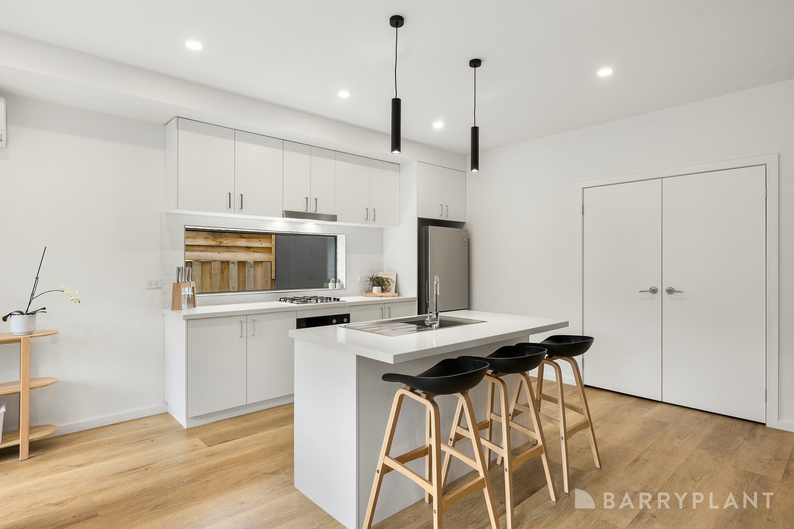 2/74 Dorset Road, Croydon, VIC 3136 - Thumbnail 2 - 13/11/2025