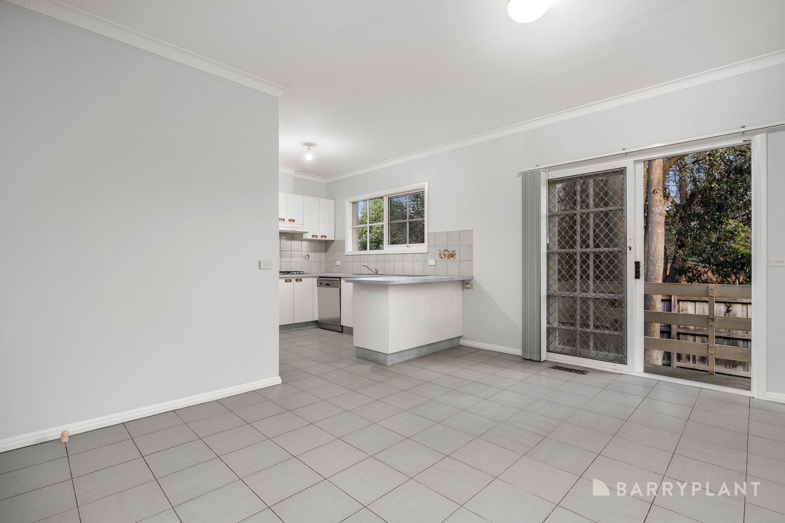 2/74 Franklin Road, Doncaster East, VIC 3109, Doncaster East - Thumbnail 4