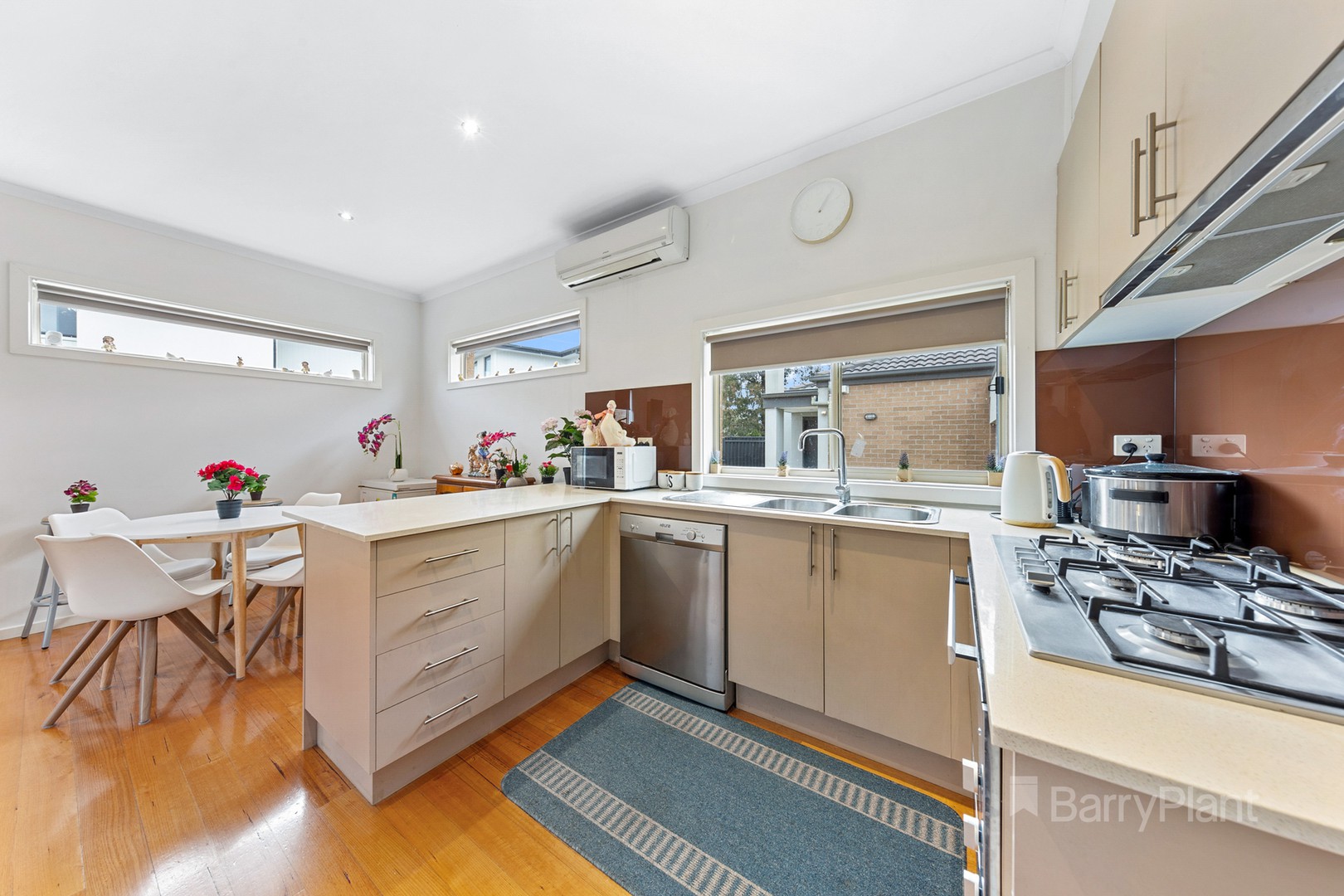 2/74 Jamieson Street, St Albans, VIC 3021, St Albans - Thumbnail 4