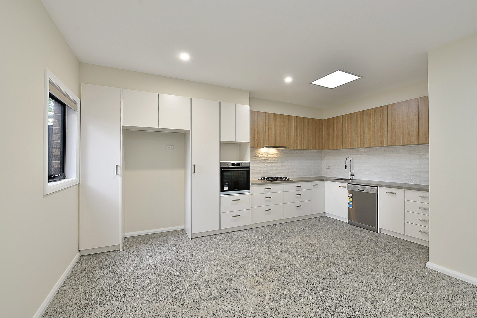 2/74 Lincoln Drive, Keilor East, VIC 3033, Keilor East - Thumbnail 2