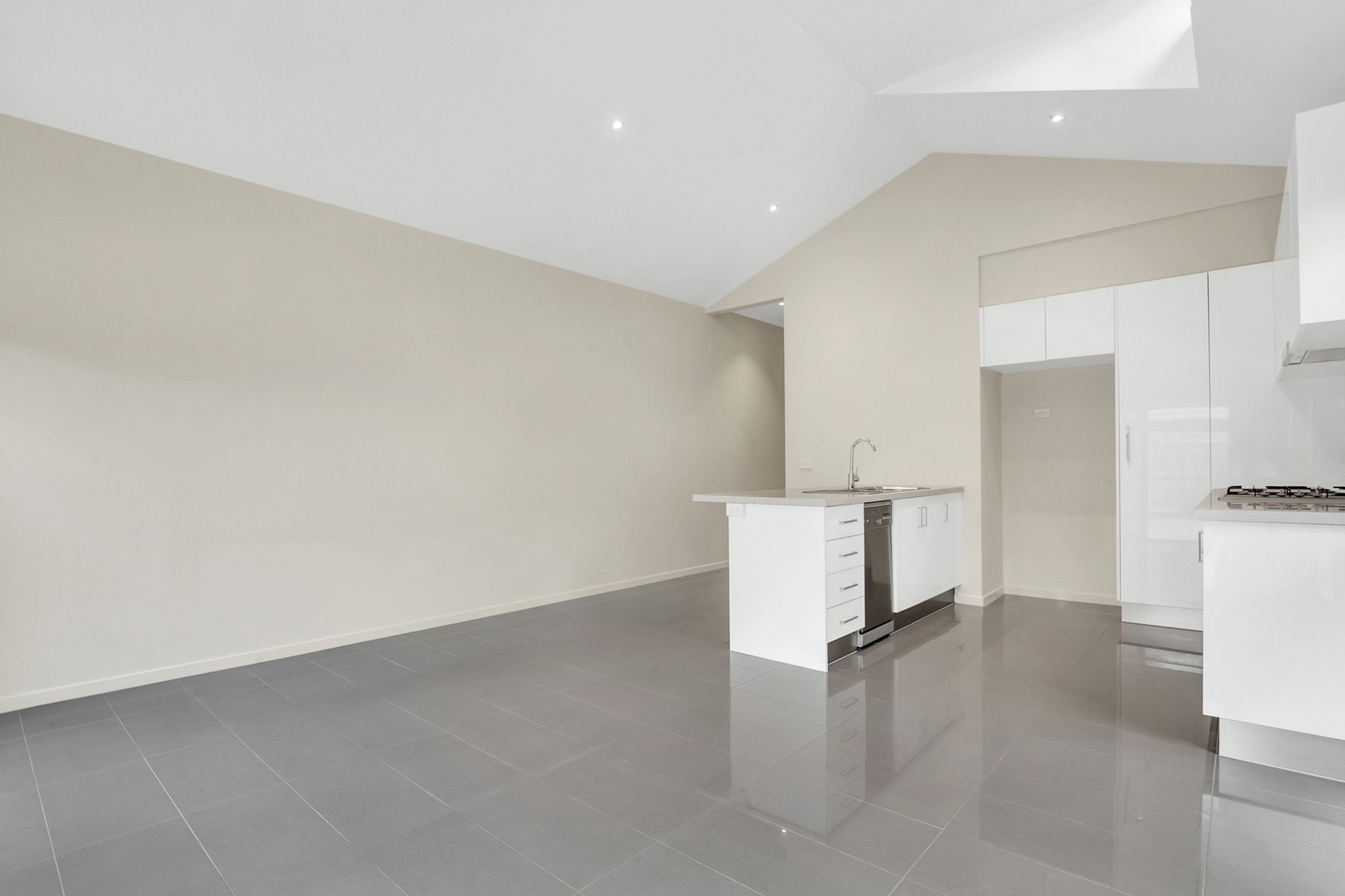 2/74 Whitelaw Street, Reservoir, VIC 3073, Reservoir - Thumbnail 6