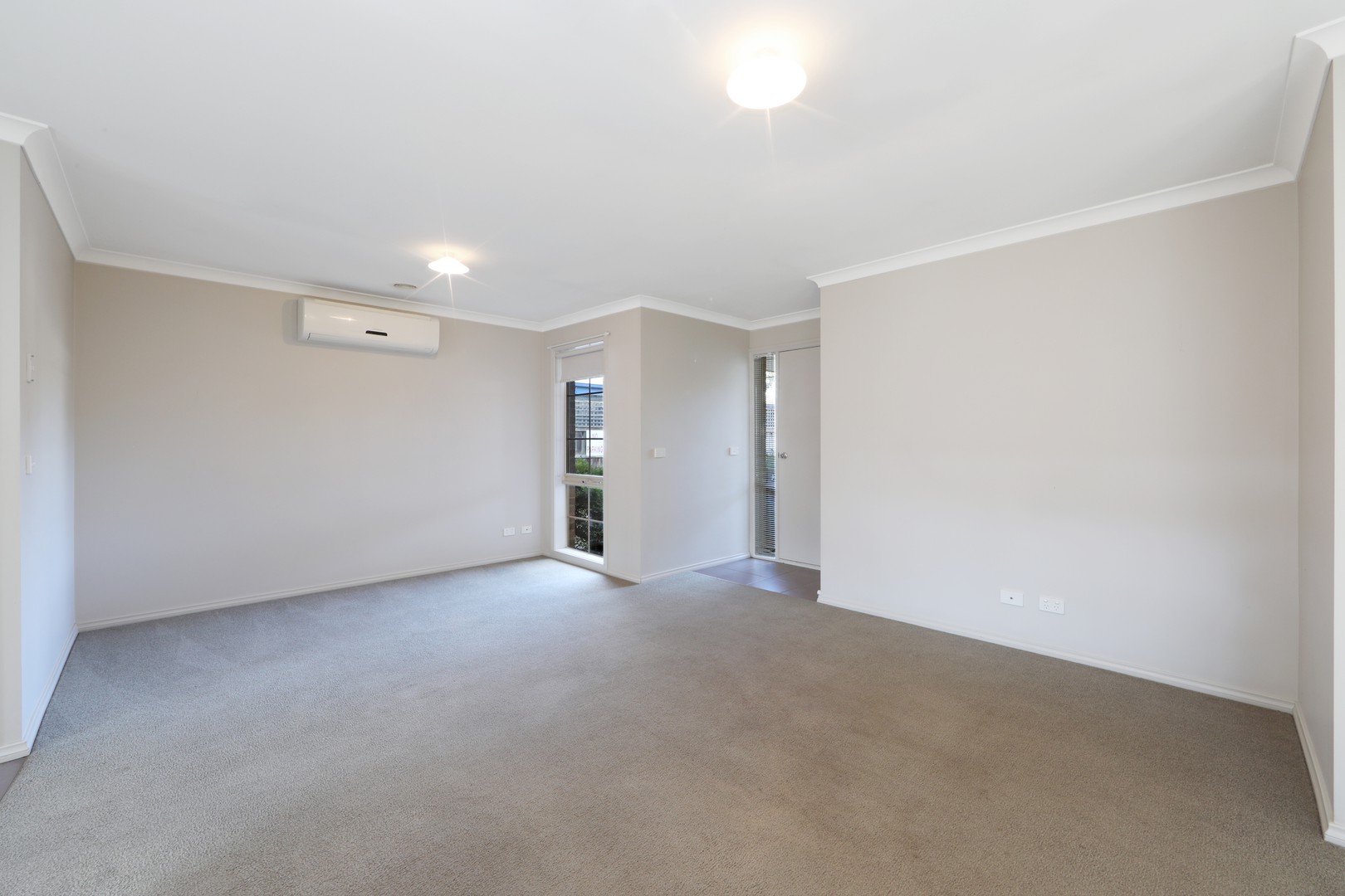 2/74 Willow Avenue, Rowville, VIC 3178, Rowville - Thumbnail 3