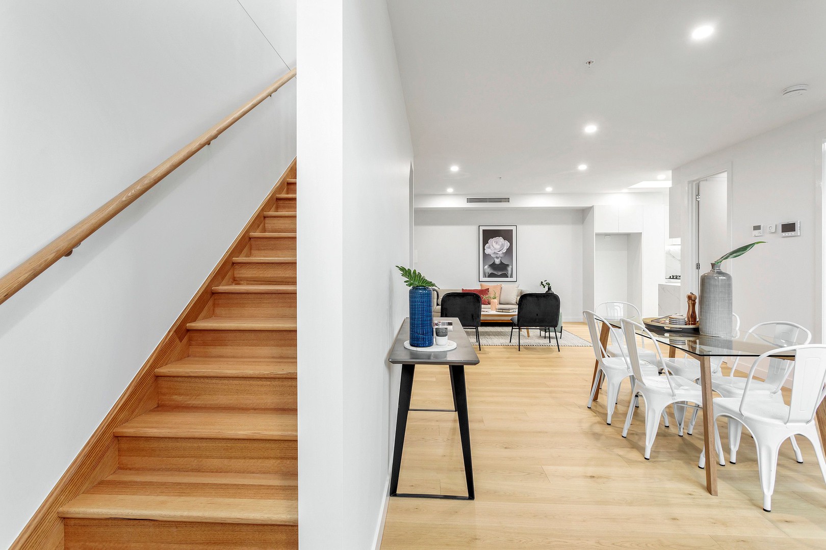 2/74 Woodland StreetStrathmore, VIC 3041, Strathmore - Thumbnail 5
