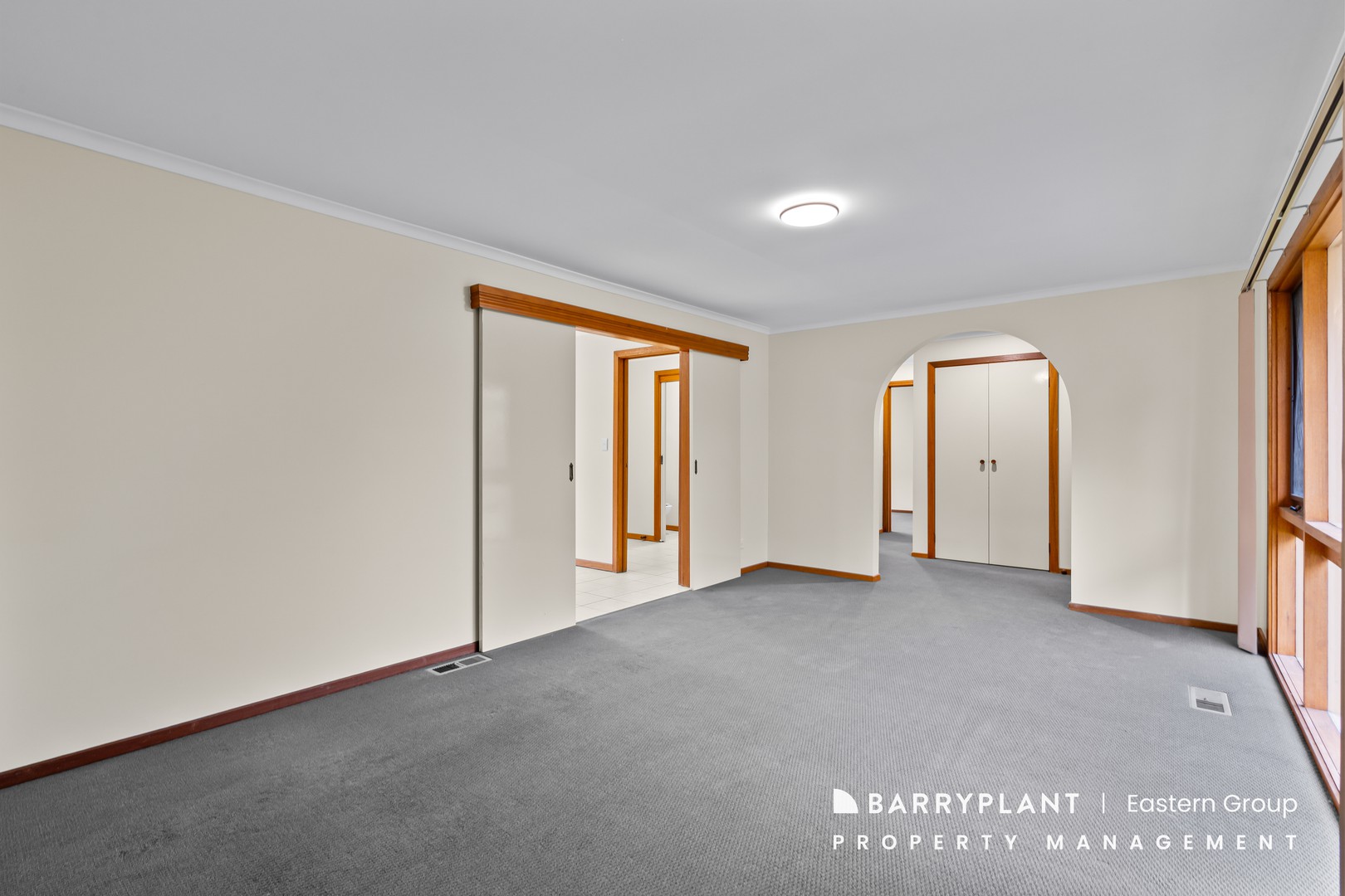 2/747 Waverley Road, Glen Waverley, VIC 3150 - Thumbnail 2 - 17/06/2026