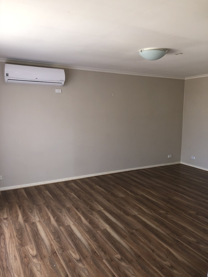 2/75 Bellbridge Drive, Hoppers Crossing, VIC 3029, Hoppers Crossing - Thumbnail 2