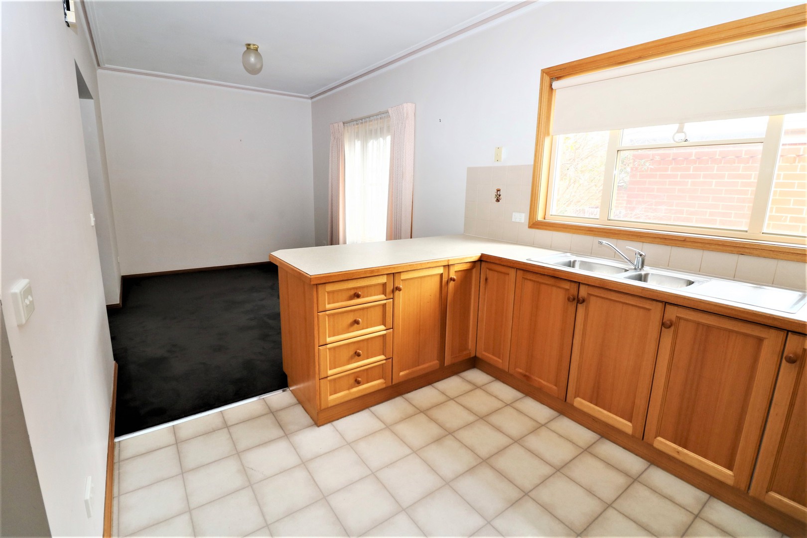 2/75 Elizabeth Street, Geelong West, VIC 3218, Geelong West - Thumbnail 3