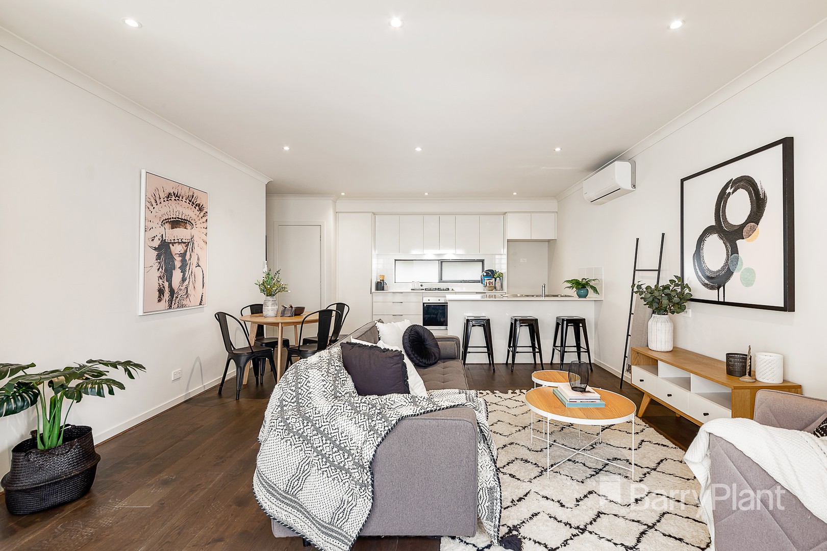 2/76 Collins Street, Mentone, VIC 3194 - Thumbnail 2 - 16/12/2021