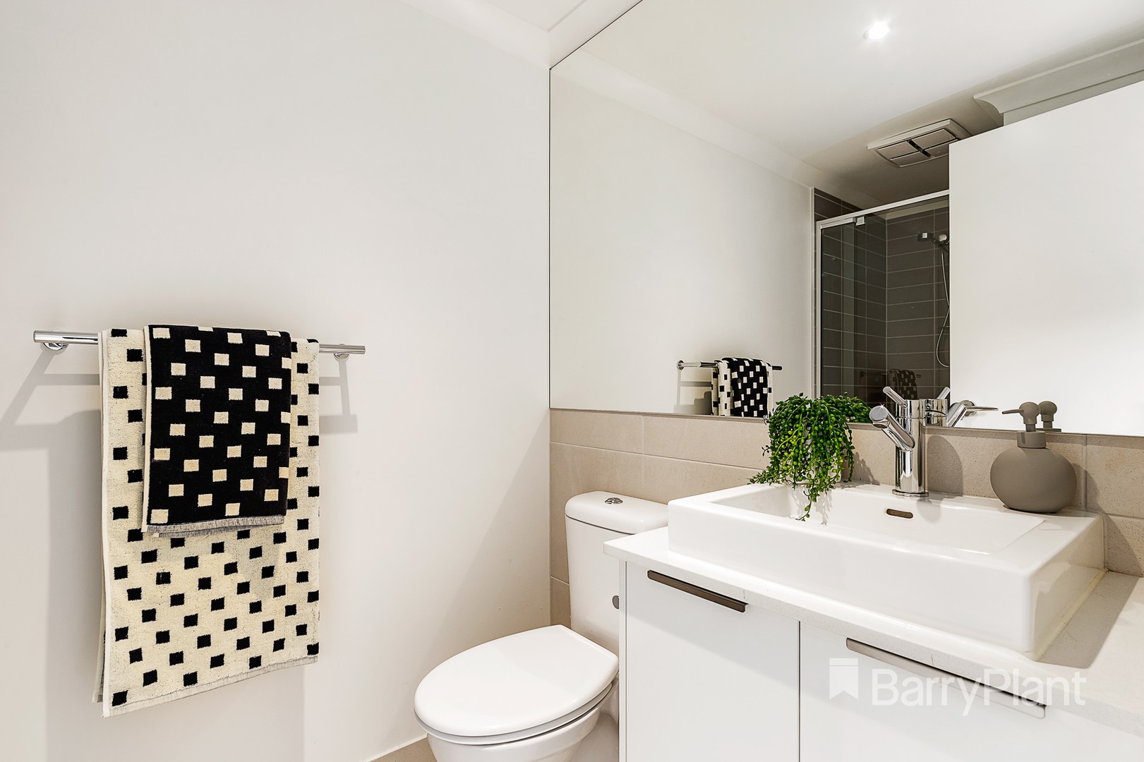2/76 Collins StreetMentone, VIC 3194, Mentone - Thumbnail 8