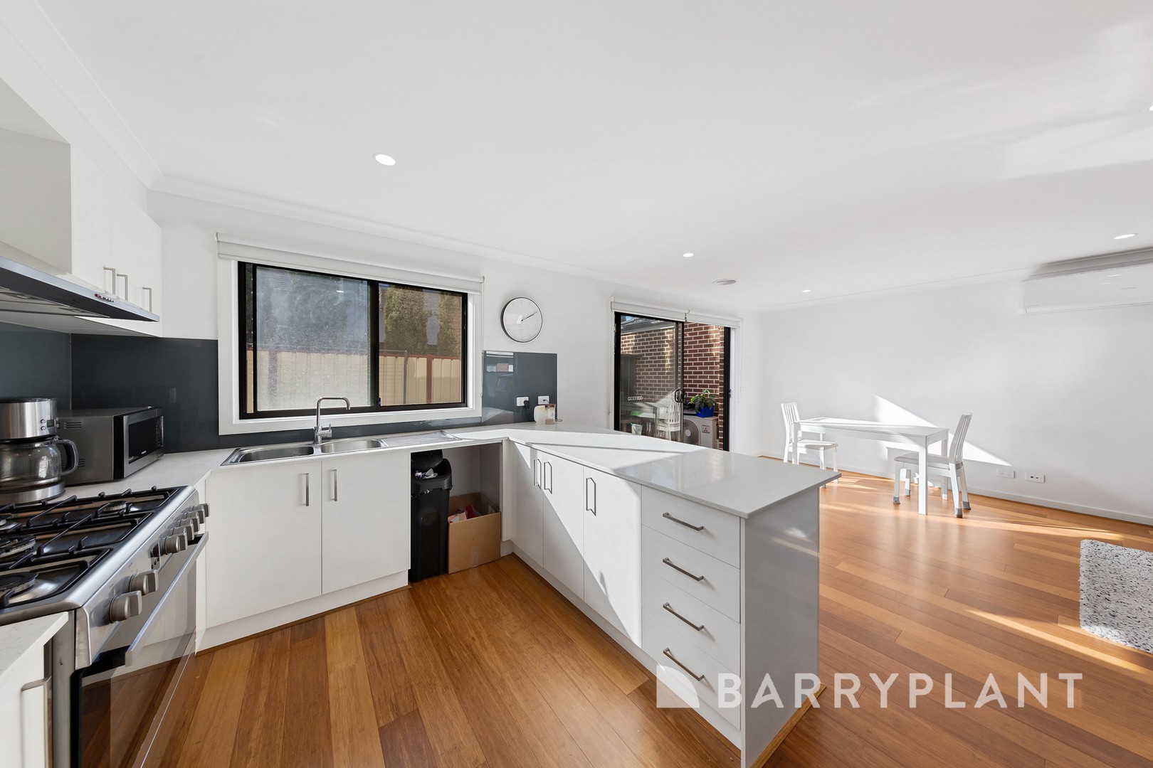 2/76 Walmer Avenue, St Albans, VIC 3021, St Albans - Thumbnail 5