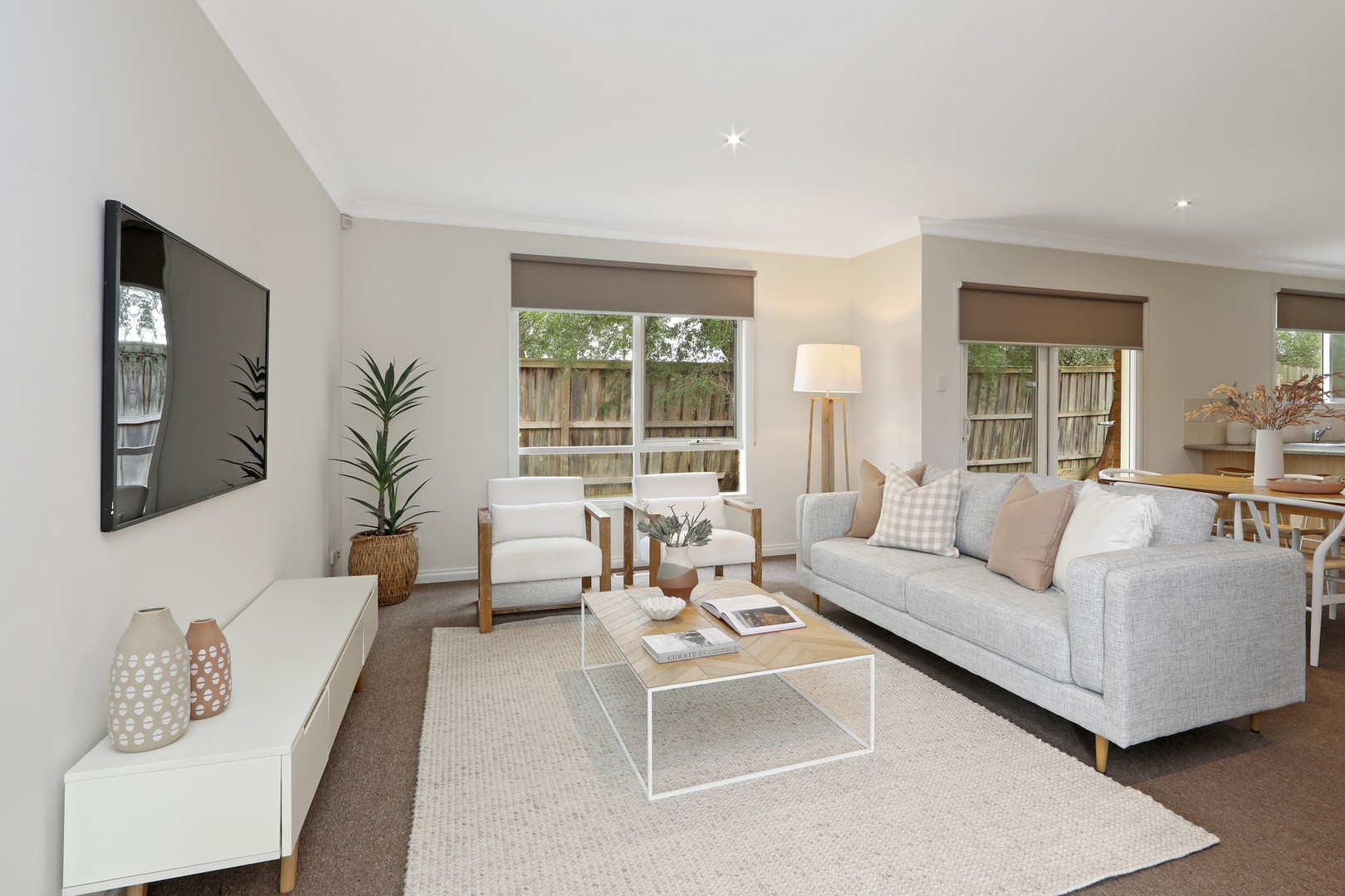 2/76 Willow Avenue, Rowville, VIC 3178, Rowville - Thumbnail 2