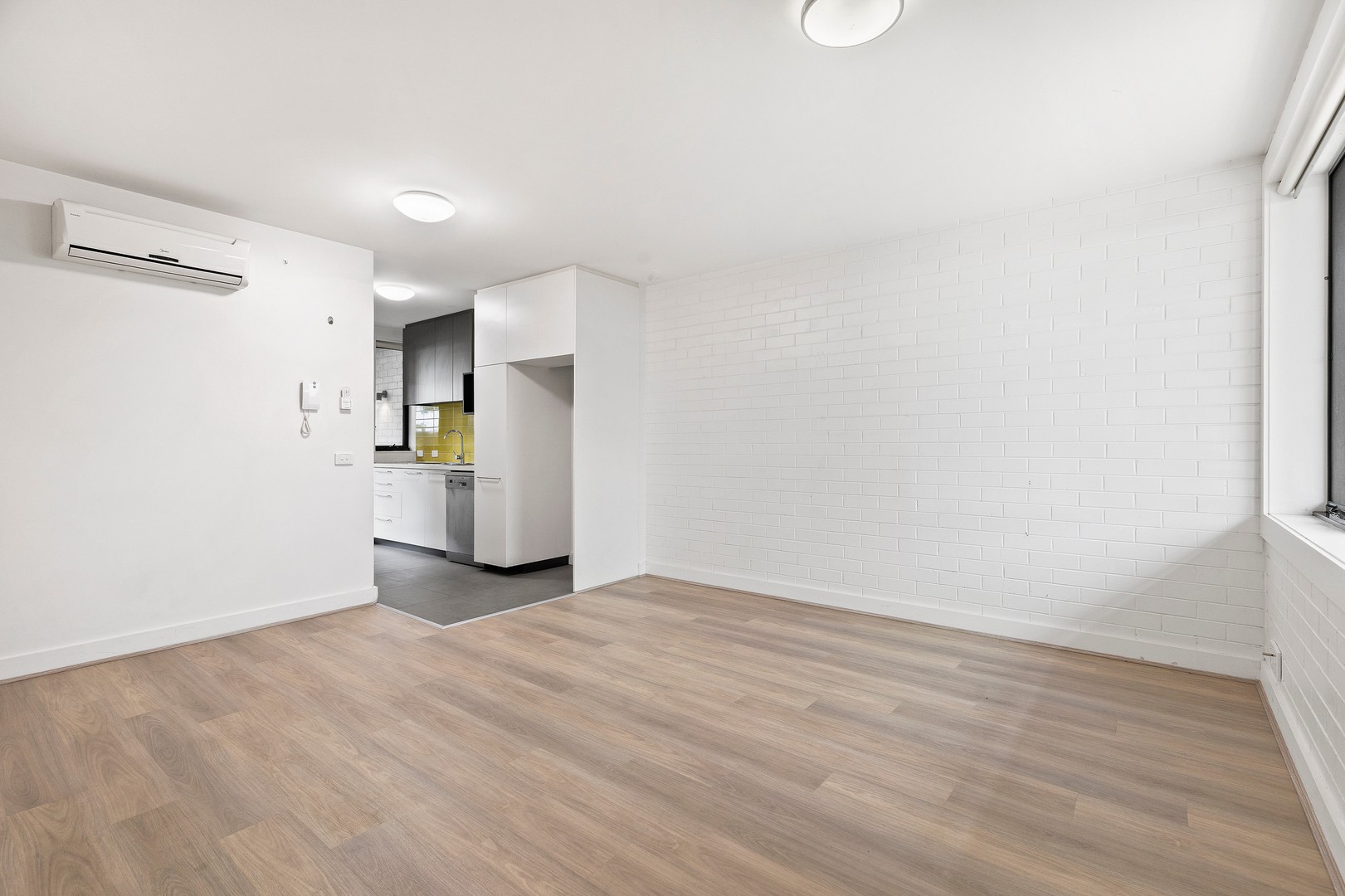 2/767-769 Sydney Road, Coburg North, VIC 3058 - Thumbnail 2 - 08/12/2025