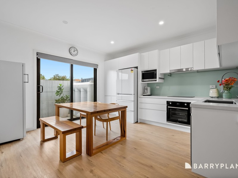 2/77 Ballarat Road, Maidstone, VIC 3012 - Image - 15/01/2026