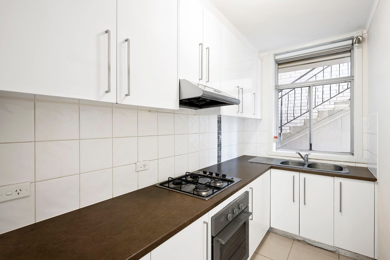 2/77 Canning Street, Avondale Heights, VIC 3034 - Thumbnail 2 - 06/06/2023