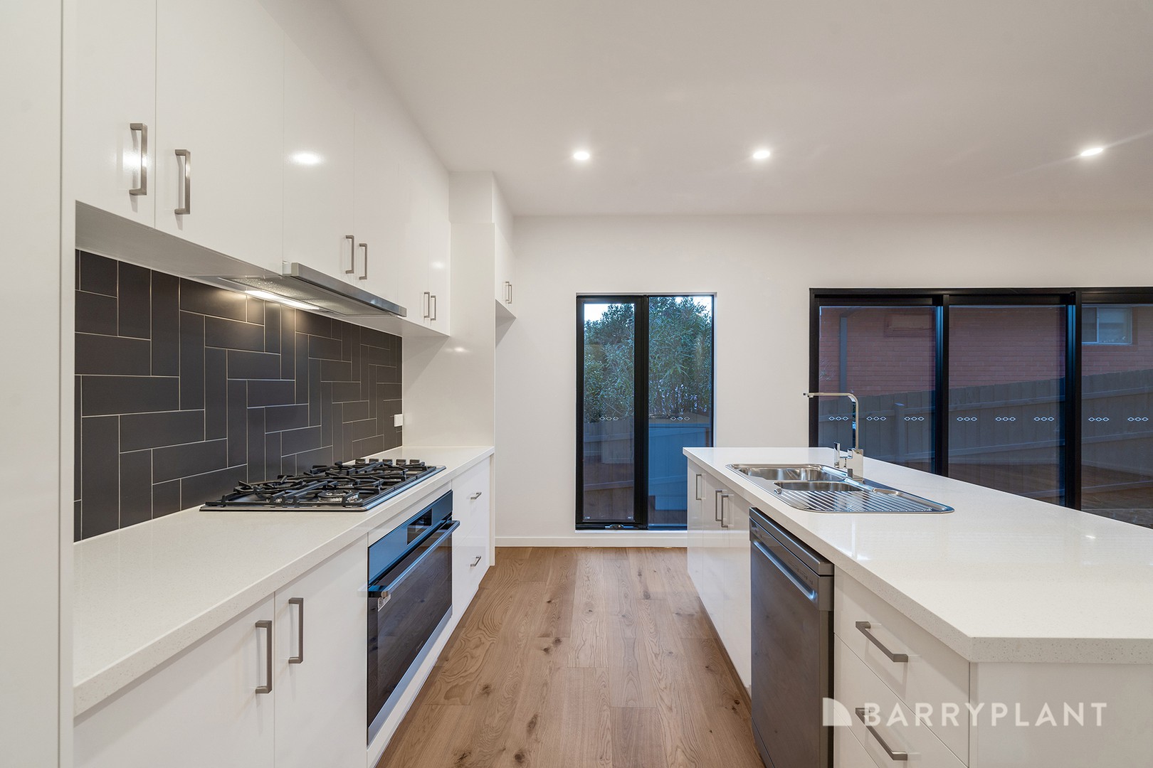 2/78-80 Winyard Drive, Mooroolbark, VIC 3138, Mooroolbark - Thumbnail 3