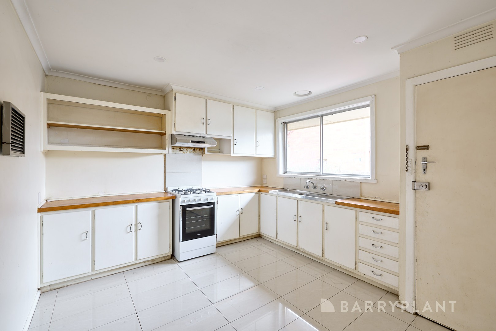 2/79 Cleeland Street, Dandenong, VIC 3175, Dandenong - Thumbnail 3