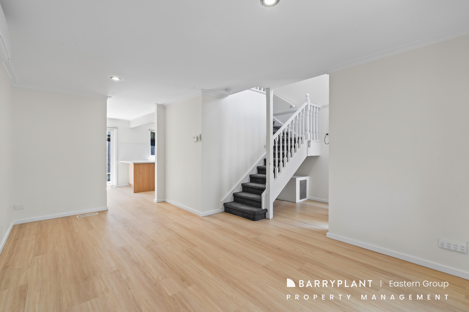 2/8-10 Poulter Avenue, Greensborough, VIC 3088 - Thumbnail 2 - 23/01/2026