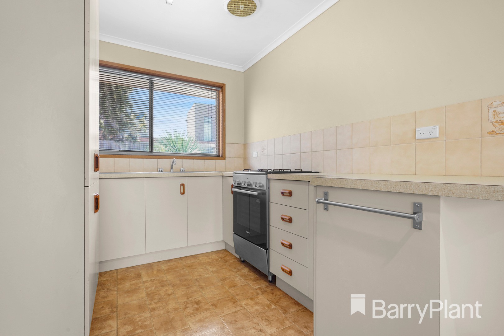 2/8 Argyle Avenue, Chelsea, VIC 3196 - Thumbnail 1 - 06/12/2023