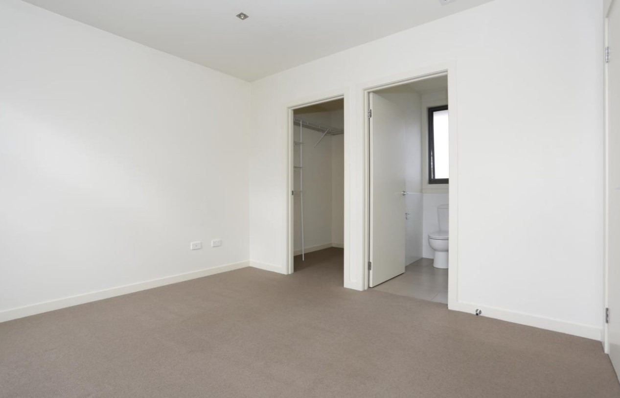2/8 Boronia Grove, Doncaster East, VIC 3109, Doncaster East - Thumbnail 4