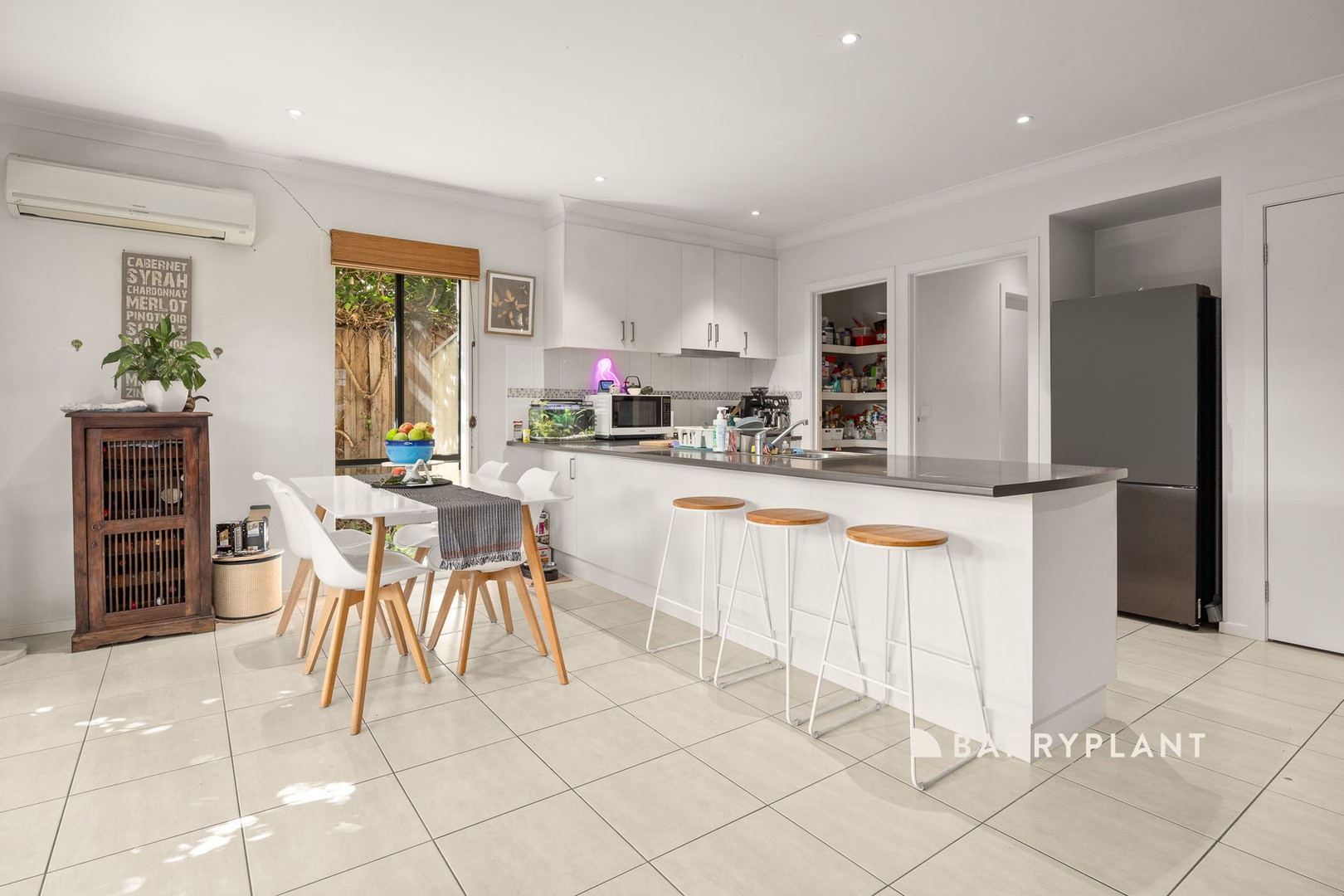 2/8 Burns Street, Frankston, VIC 3199, Frankston - Thumbnail 3