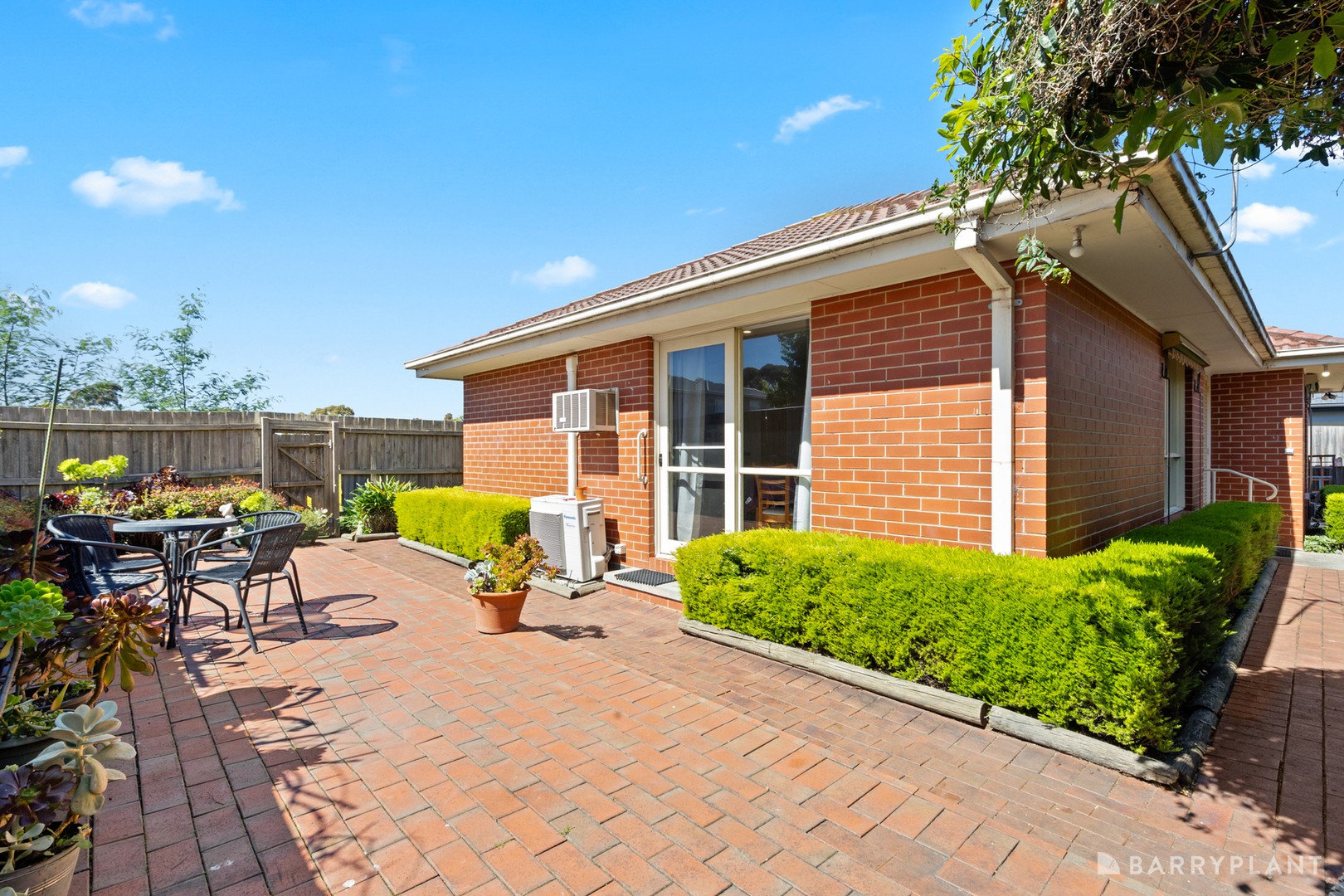 2/8 Caesar Street, Mulgrave - Image 1