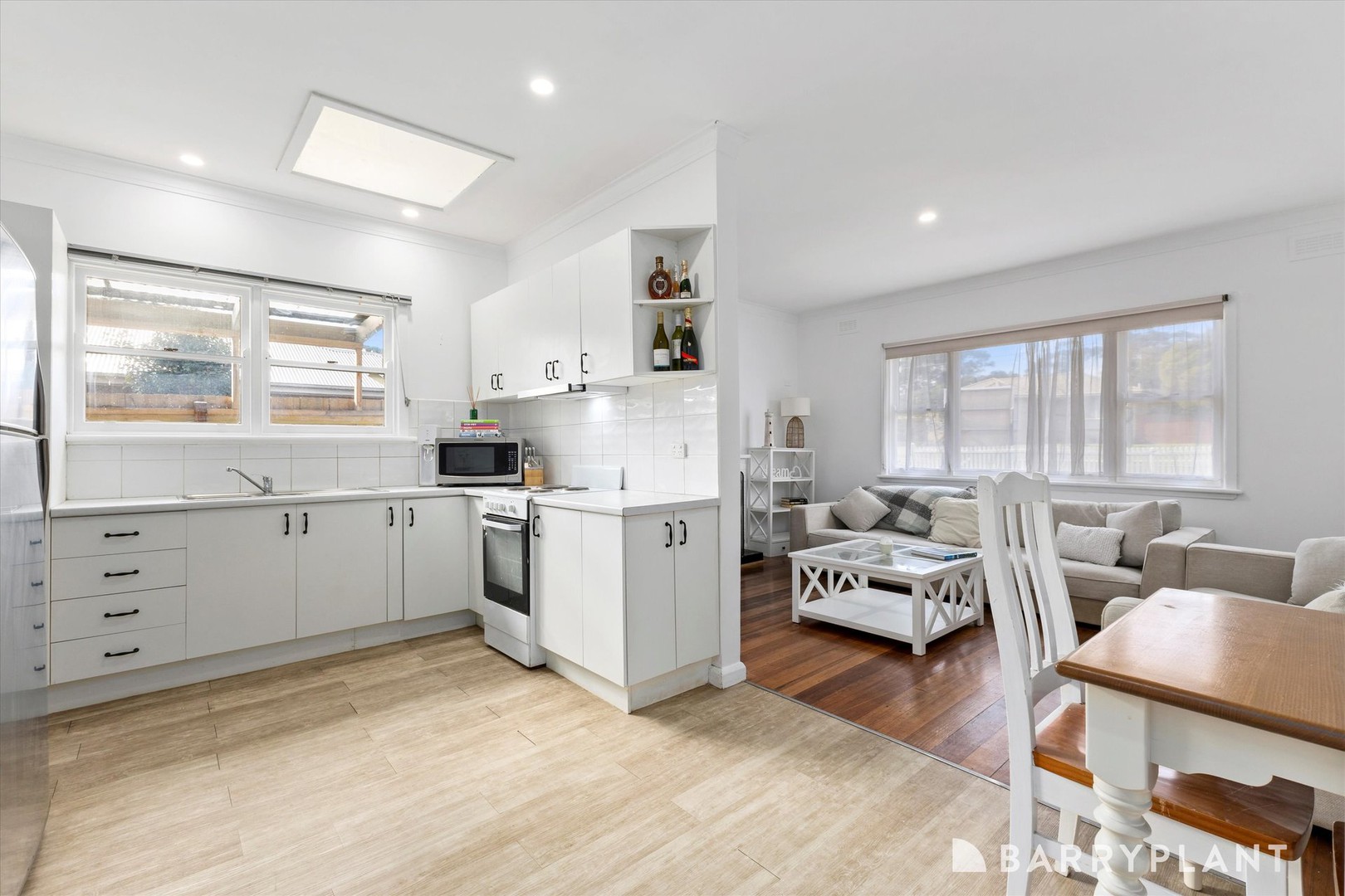 2/8 Cherylnne Crescent, Kilsyth, VIC 3137, Kilsyth - Thumbnail 3