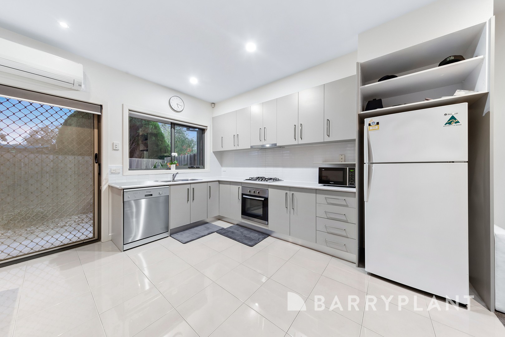2/8 Damte Place, St Albans, VIC 3021, St Albans - Thumbnail 4