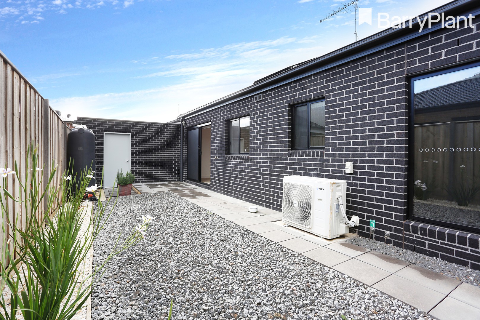 2/8 Faro Street, Point Cook, VIC 3030, Point Cook - Thumbnail 8