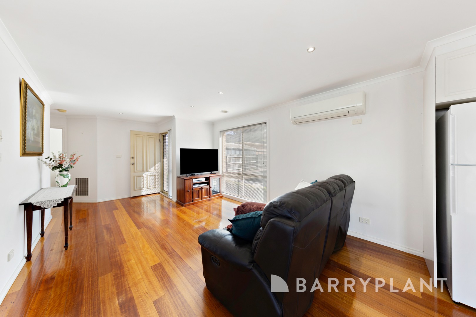 2/8 Michael Avenue, St Albans, VIC 3021, St Albans - Thumbnail 3