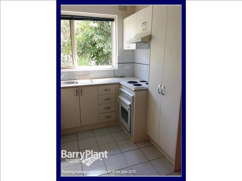 2/8 Mitford Street, St Kilda, VIC 3182, St Kilda - Thumbnail 4