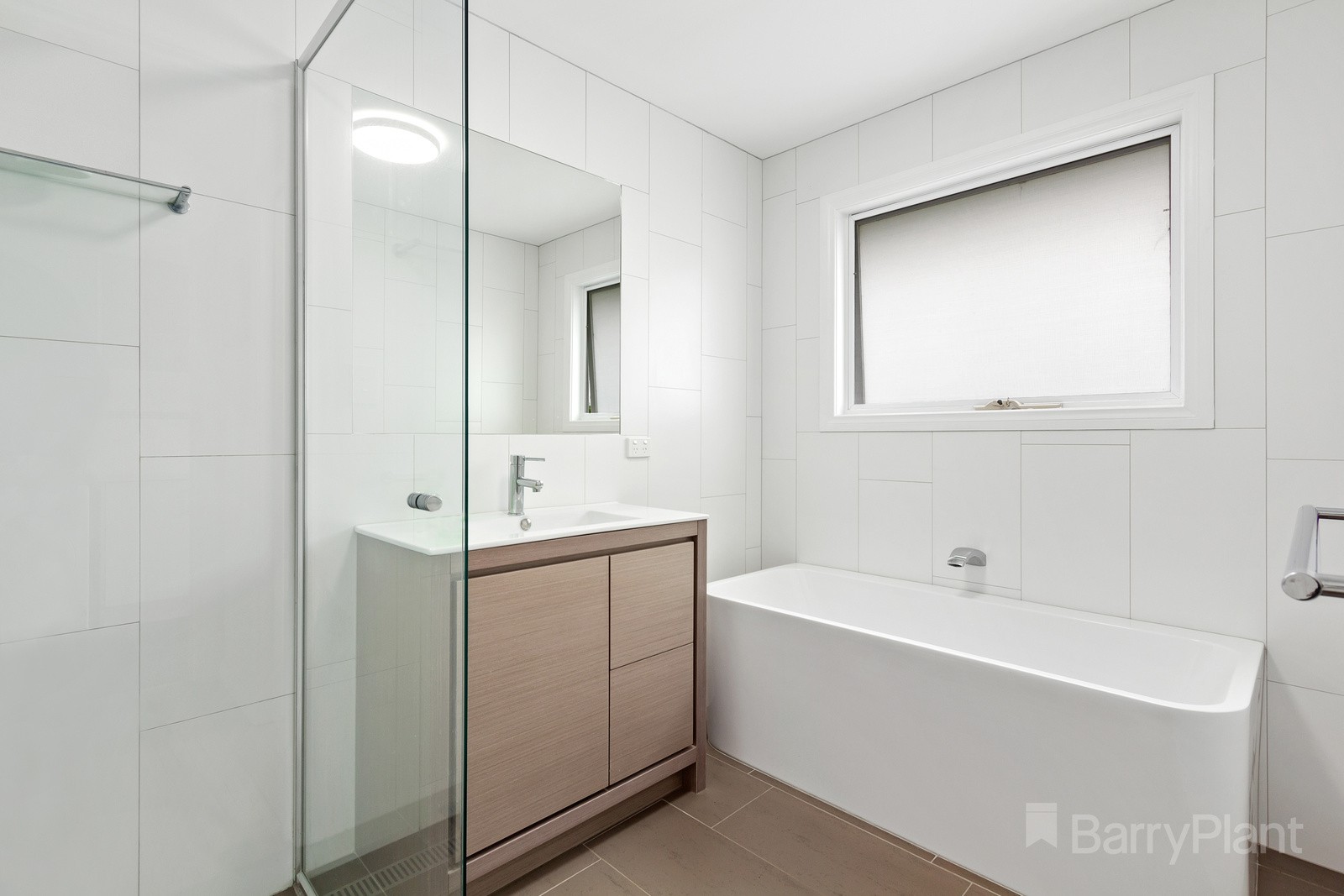 2/8 Paton CrescentBoronia, VIC 3155, Boronia - Thumbnail 4