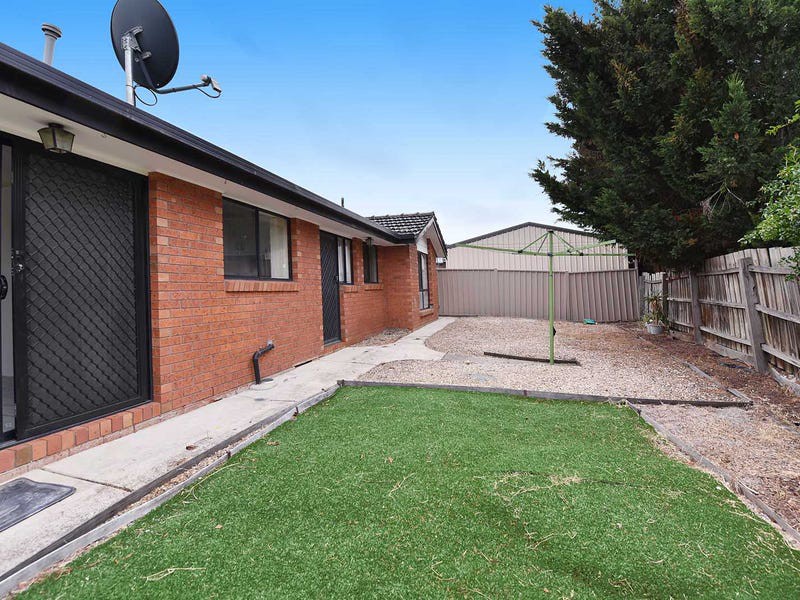 2/8 Pilain Crescent, Keilor Downs, VIC 3038, Keilor Downs - Thumbnail 4