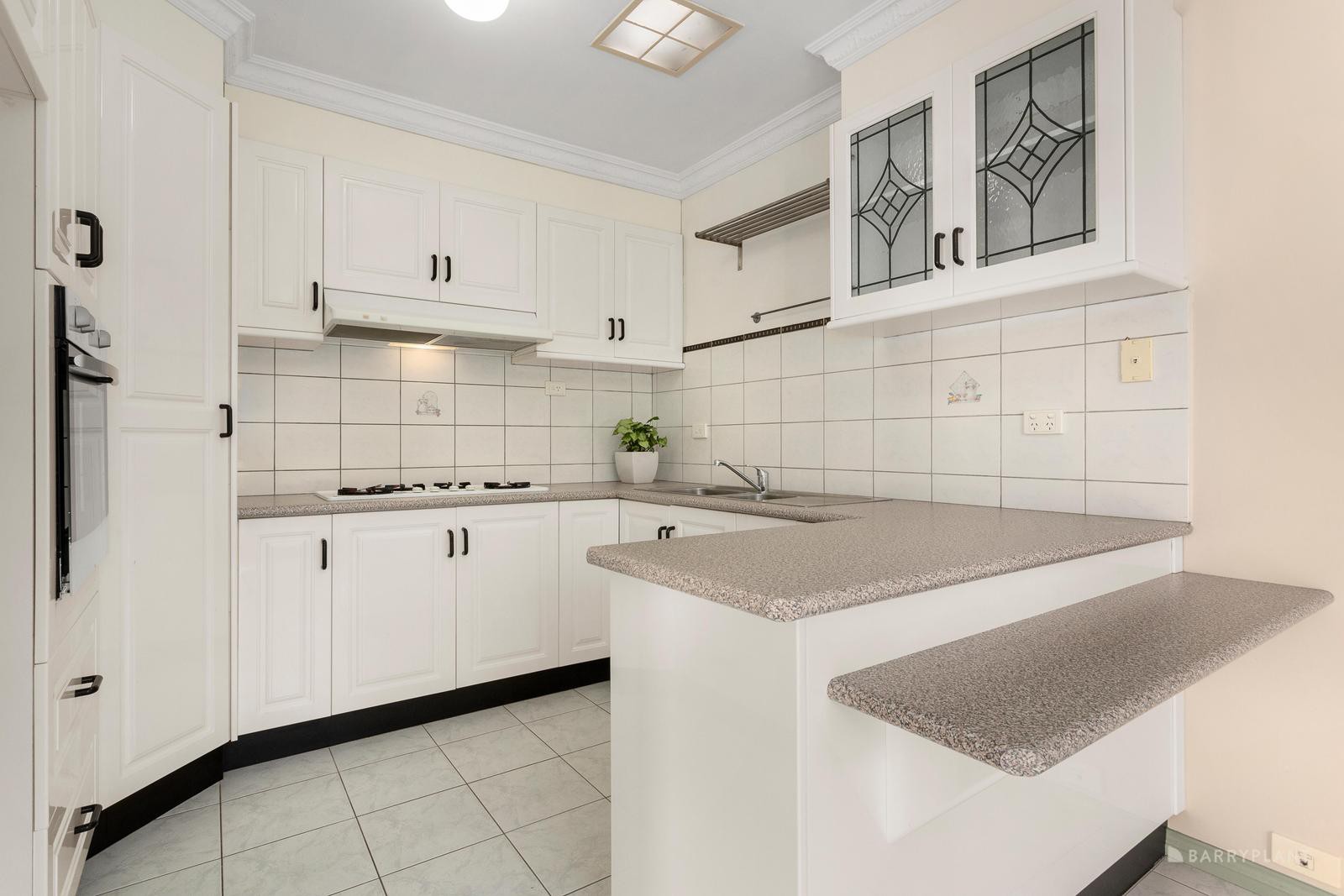 2/8 Raglan Road, Research, VIC 3095, Research - Thumbnail 4