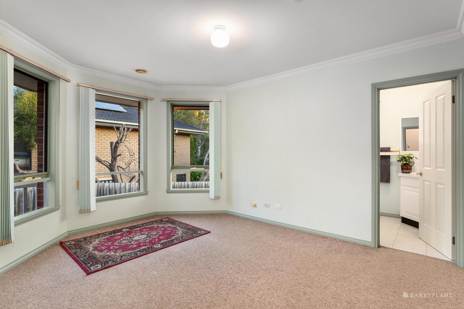 2/8 Raglan Road, Research, VIC 3095, Research - Thumbnail 5