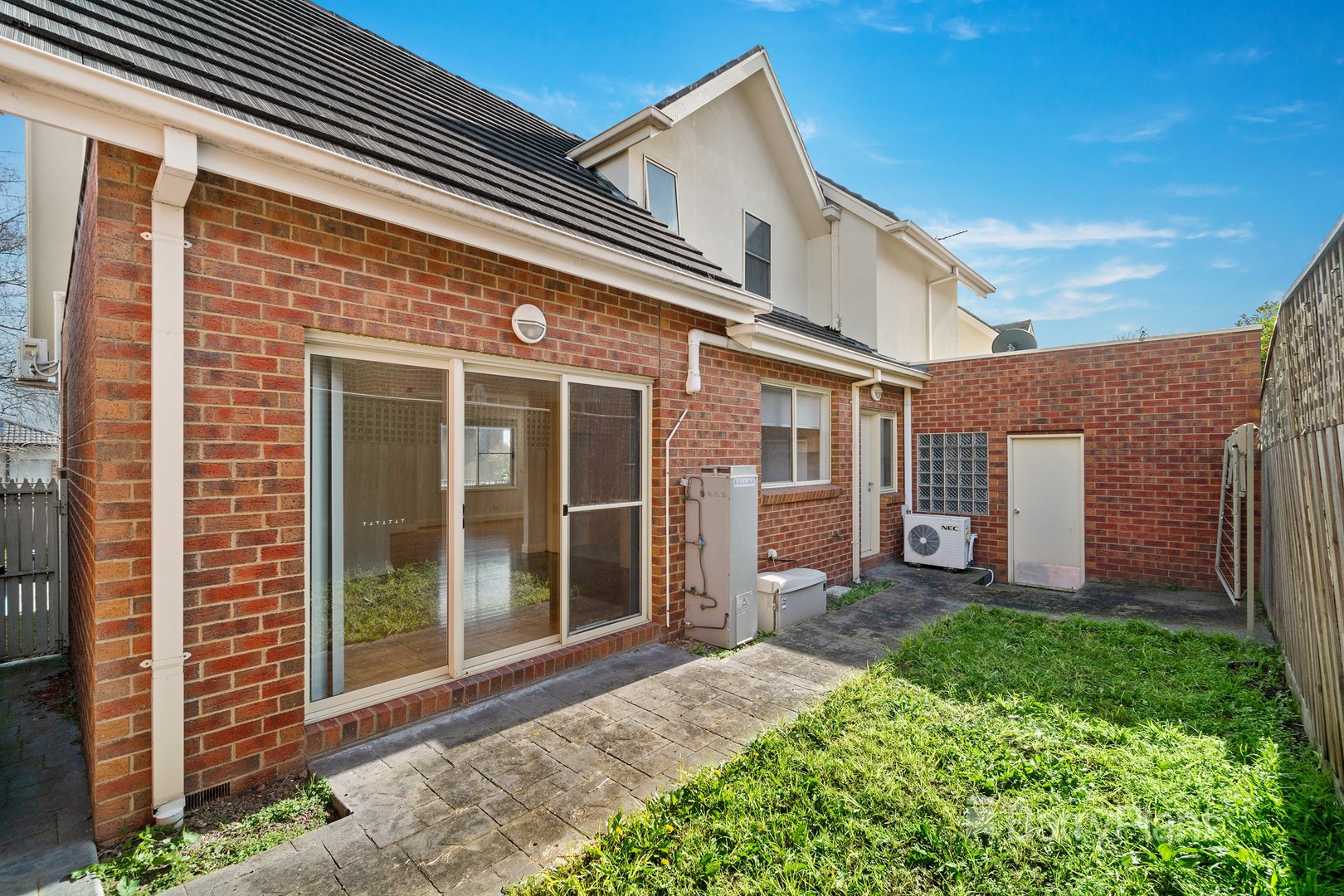 2/8 Roger Street, Doncaster East, VIC 3109, Doncaster East - Thumbnail 8