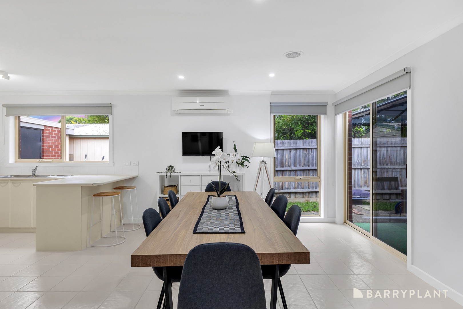 2/8 Sinclair Road, Bayswater, VIC 3153, Bayswater - Thumbnail 6
