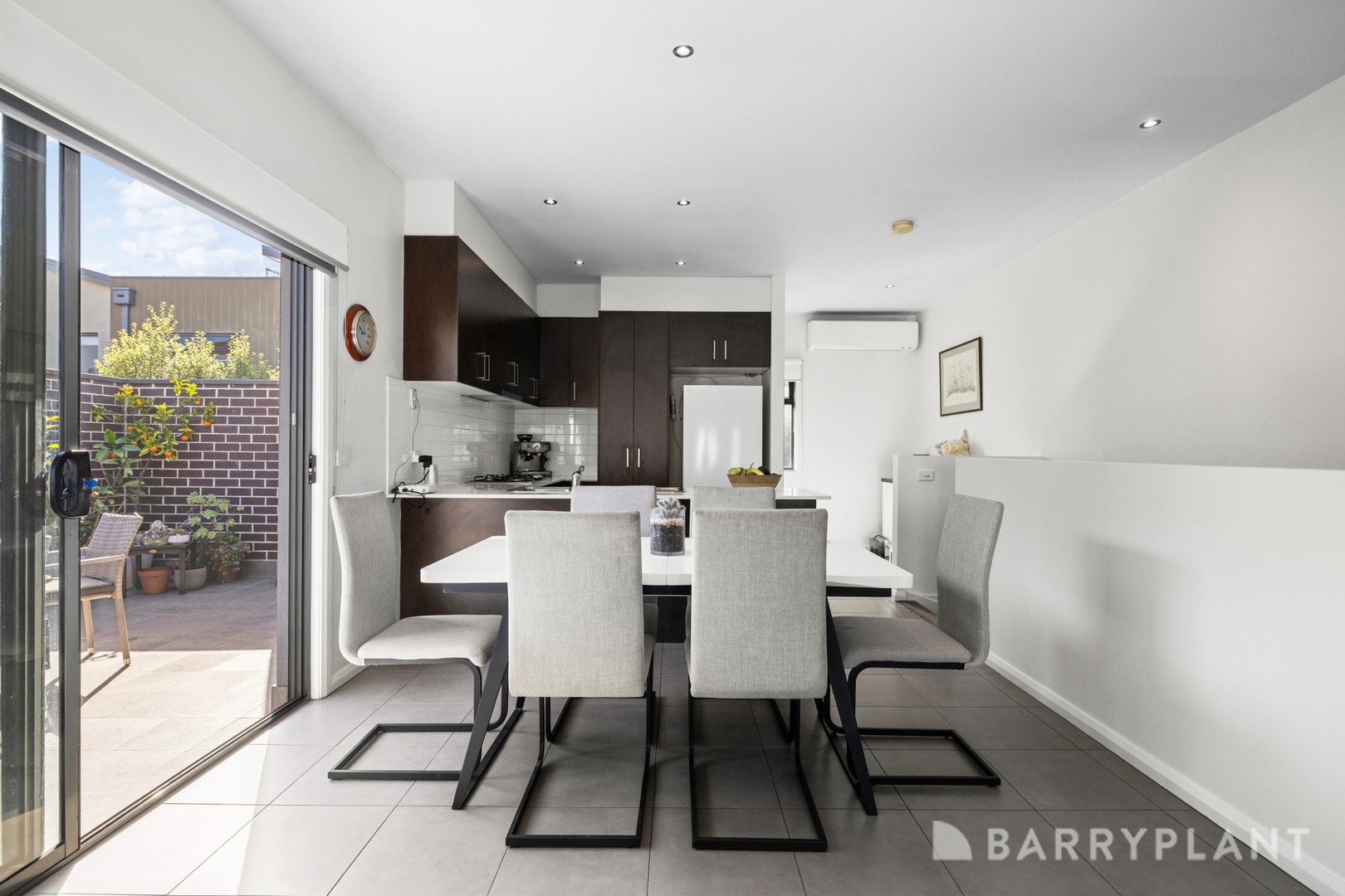 2/8 Stewart Street, Pascoe Vale, VIC 3044 - Thumbnail 2 - 14/09/2026